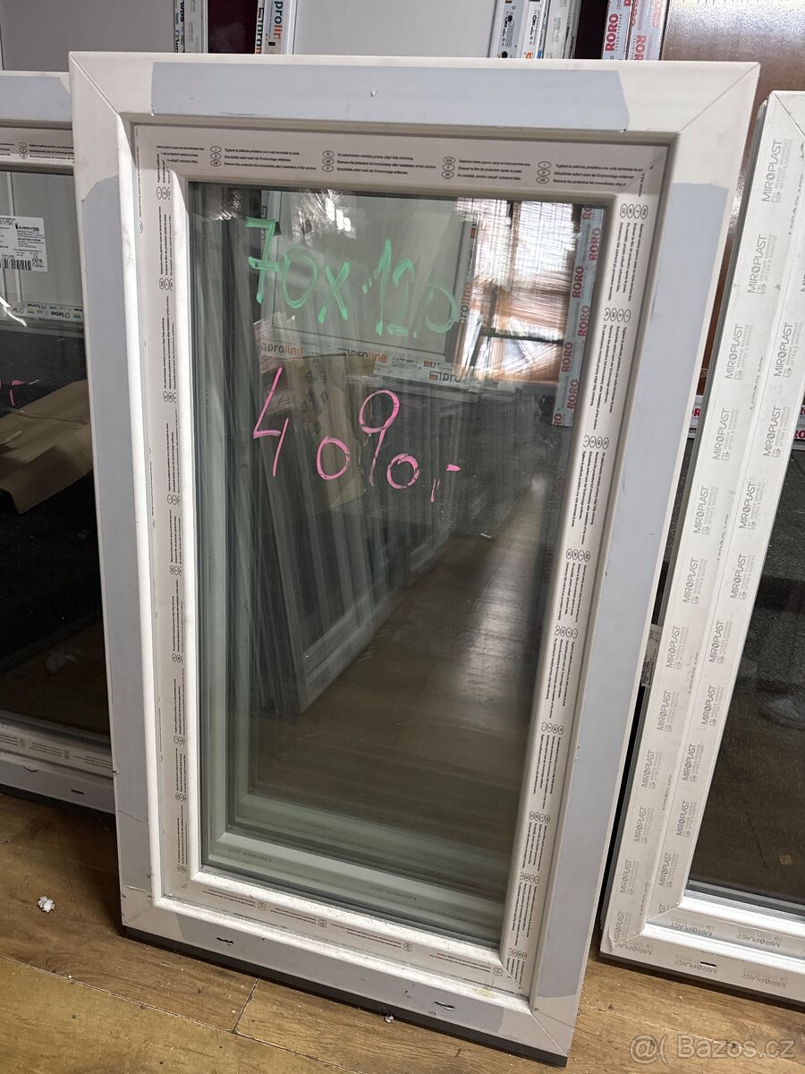 plastové okno 70x120