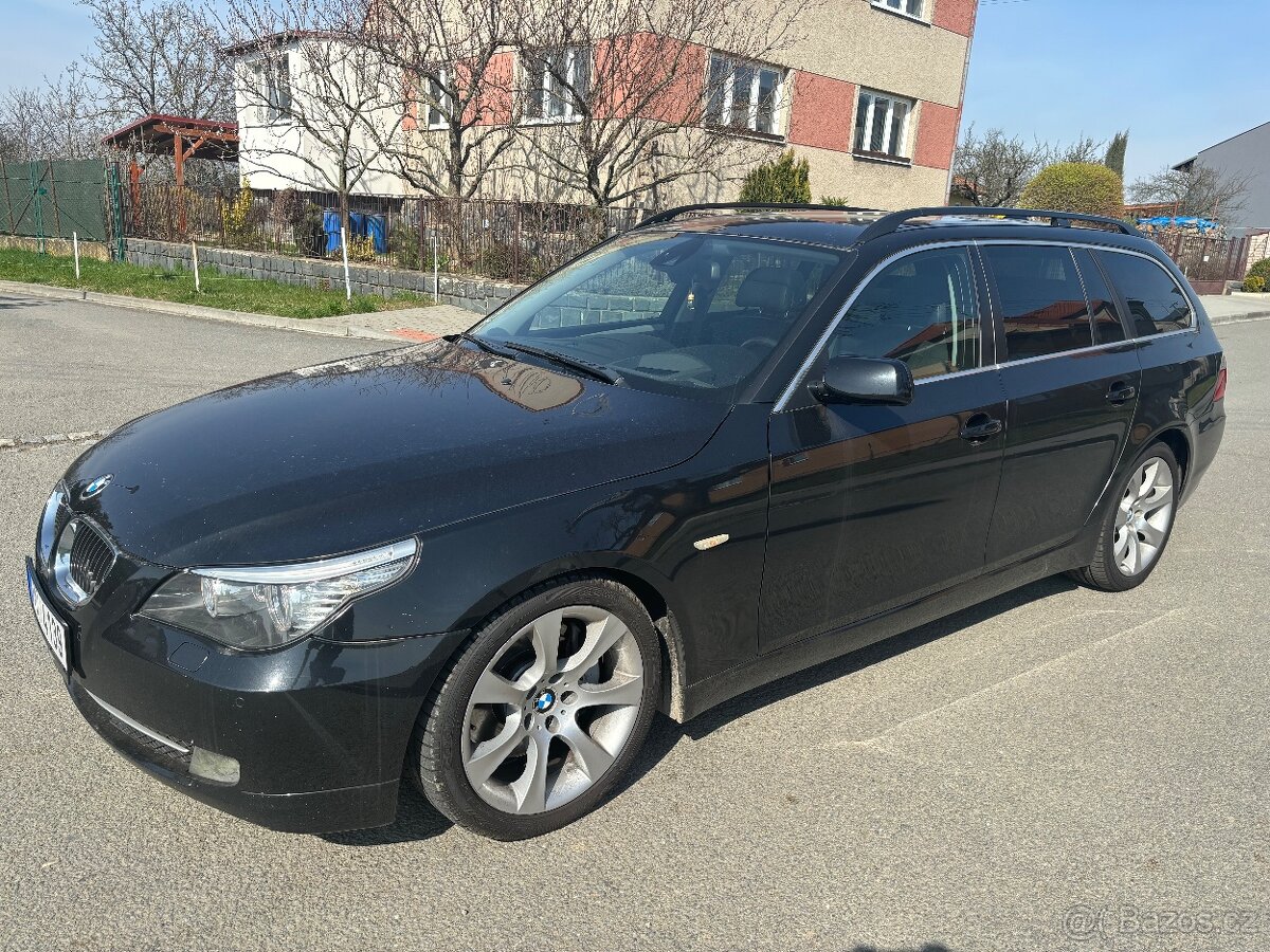 BMW E61 550i 270kw