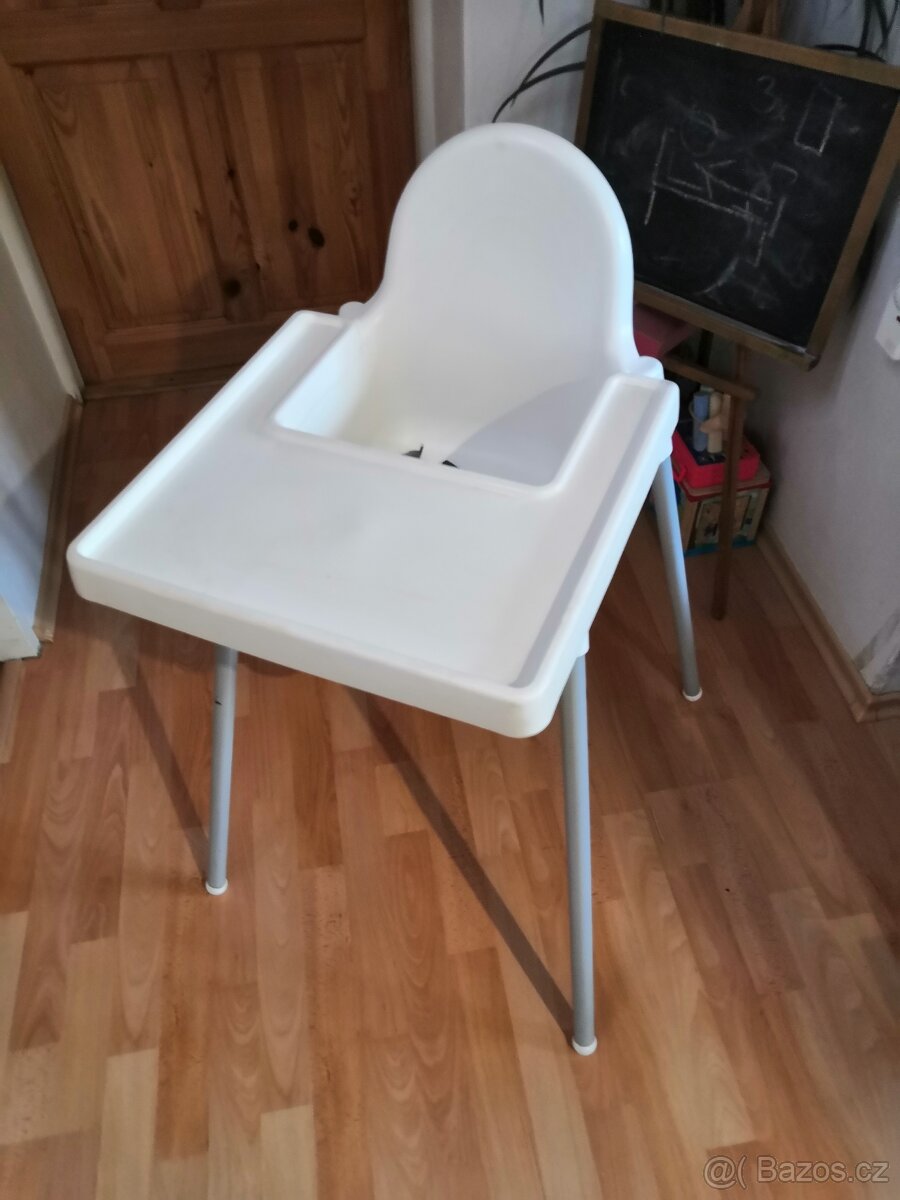 Dětská jídelní židlička