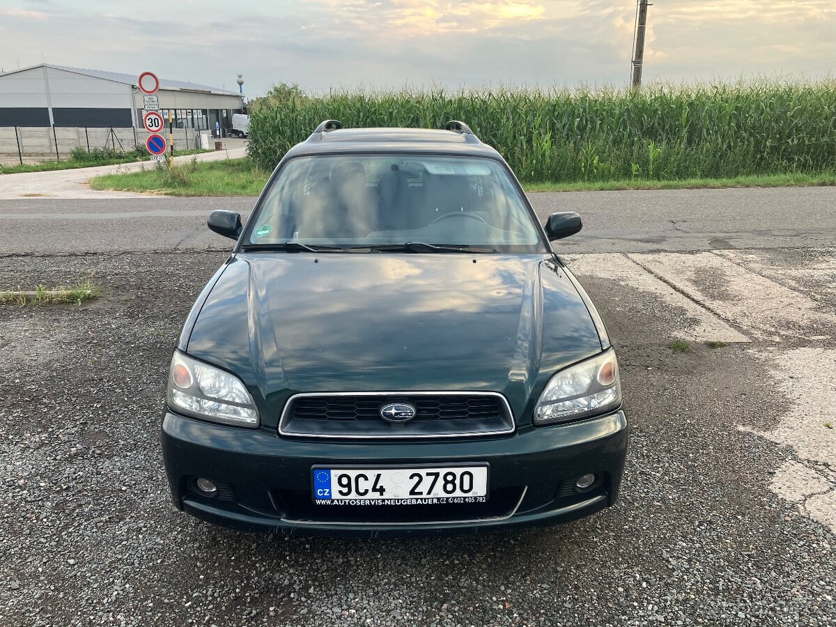 Prodám čtyřkolku Subaru Legacy r. 2005, benzín