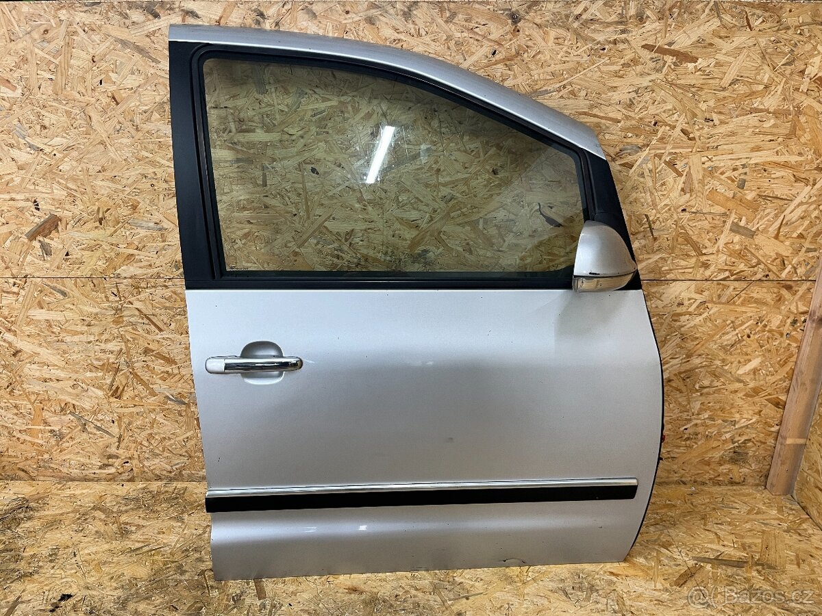 KOMPLENÍ PRAVÉ PŘEDNÍ DVEŘE VW SHARAN LA7W