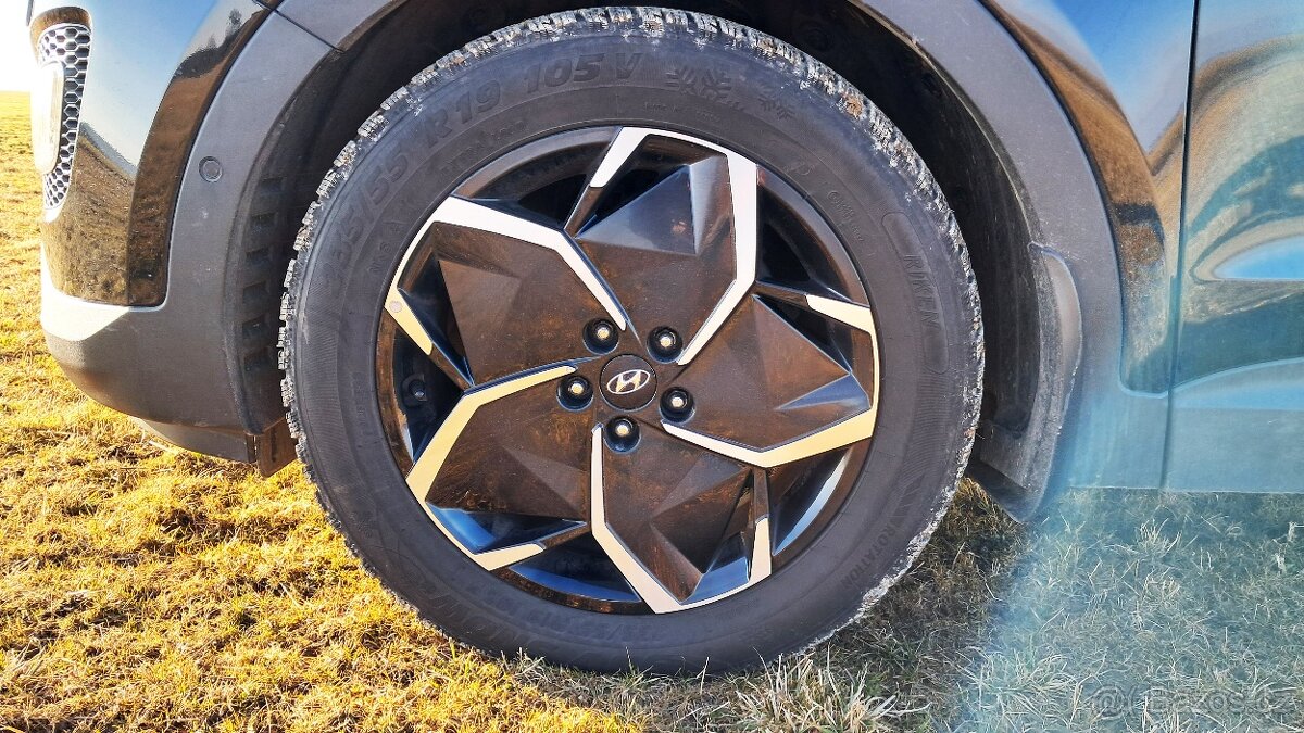 Hyundai Ioniq 5 originál kola 235/55/19 4ks zimní pneu