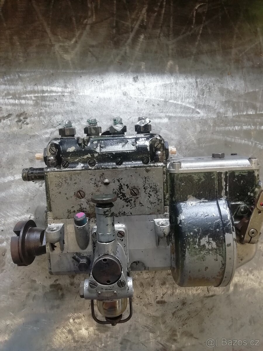 Naftové čerpadlo Zetor 50 super
