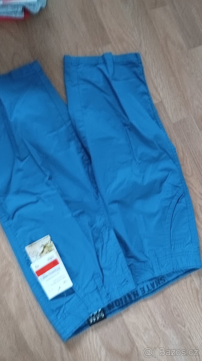 Kraťasy nové C+A 152 cm