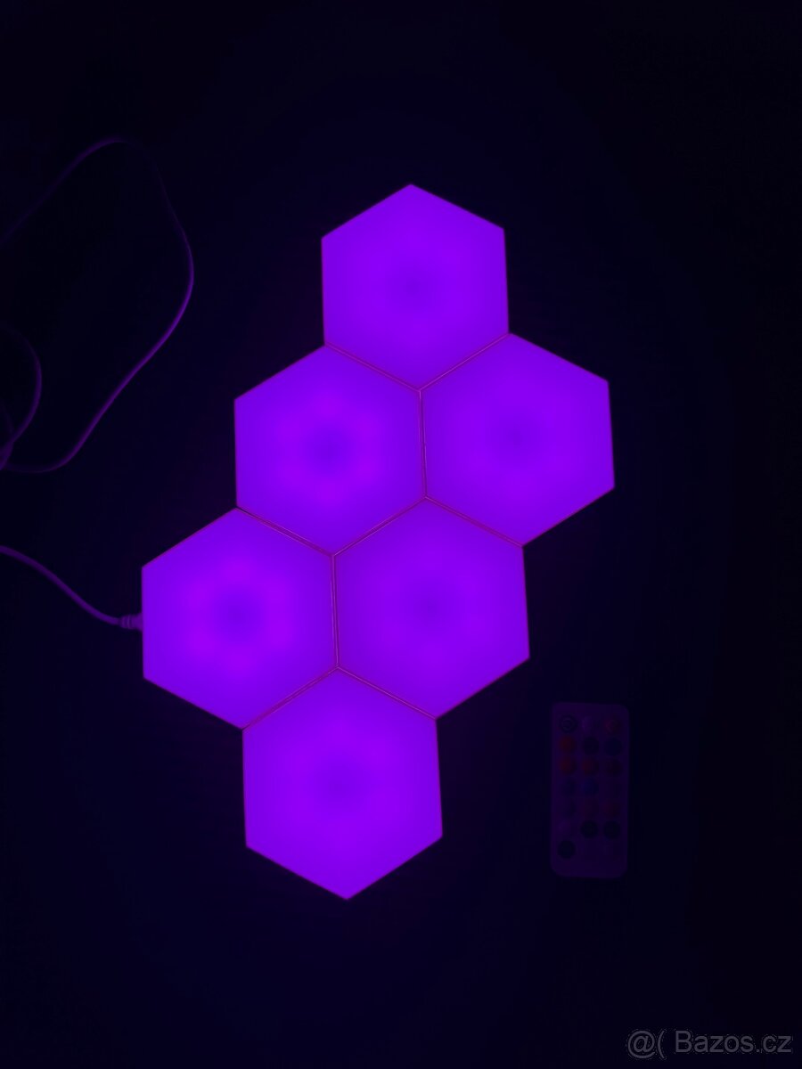 RGB Šestihranné svítidlo