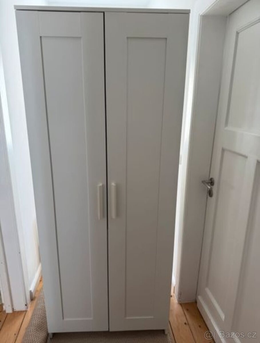ŠATNÍ SKŘÍŇ IKEA BRIMNES