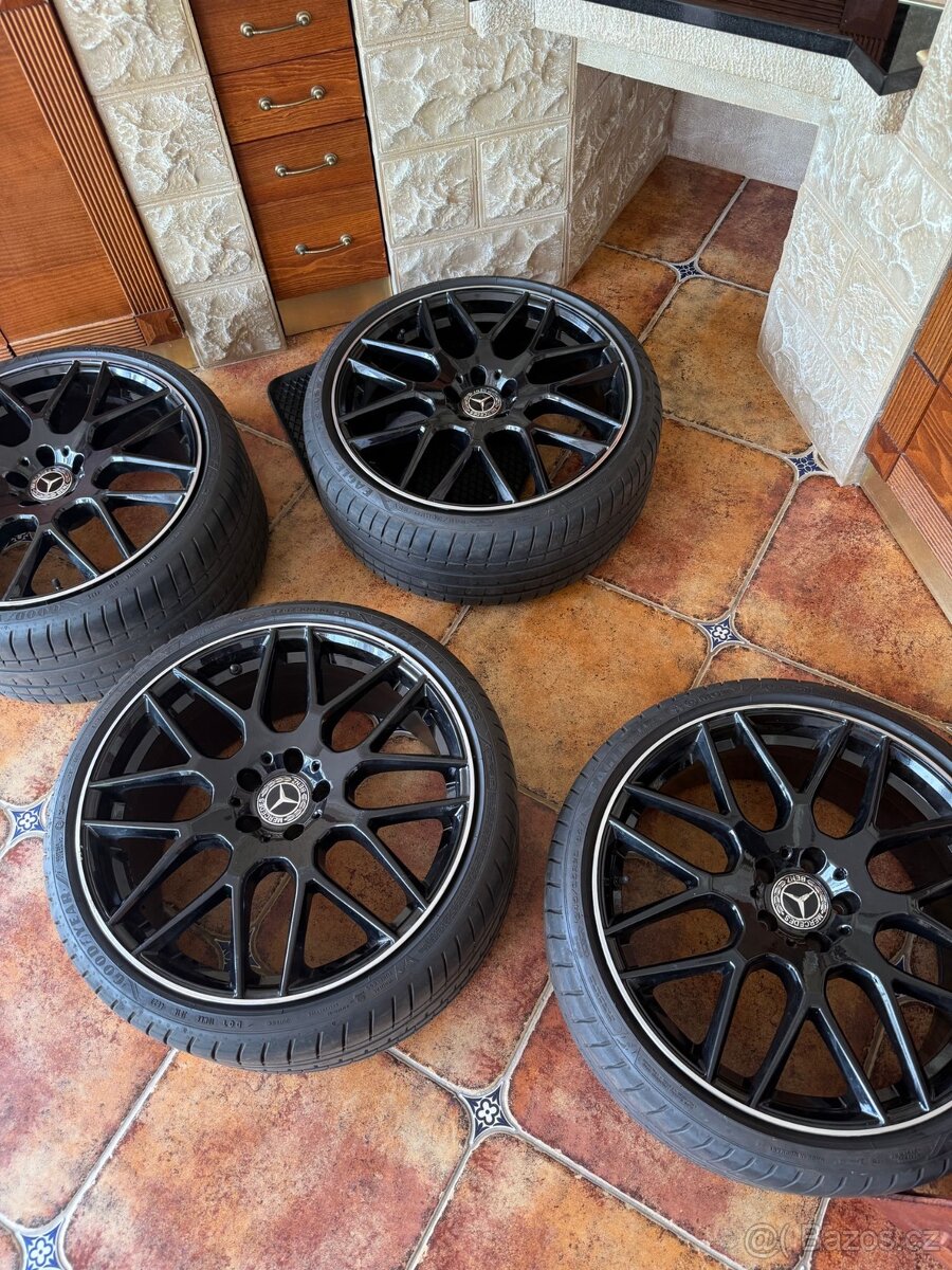MERCEDES BENZ Pneumatiky+disky