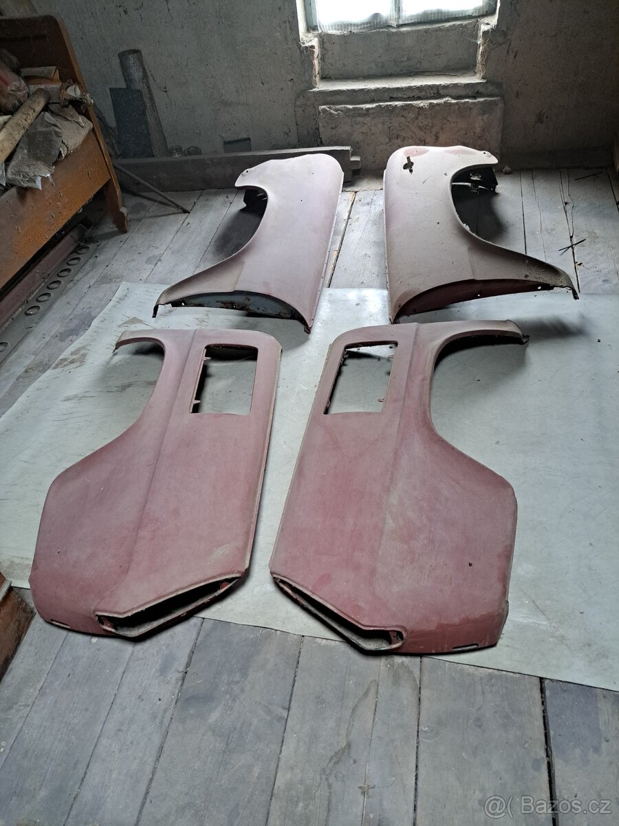 Škoda 1000 MB blatniky 4 ks