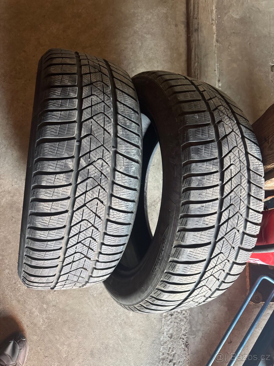 Pirelli sottzero 3 215/55r17 98h