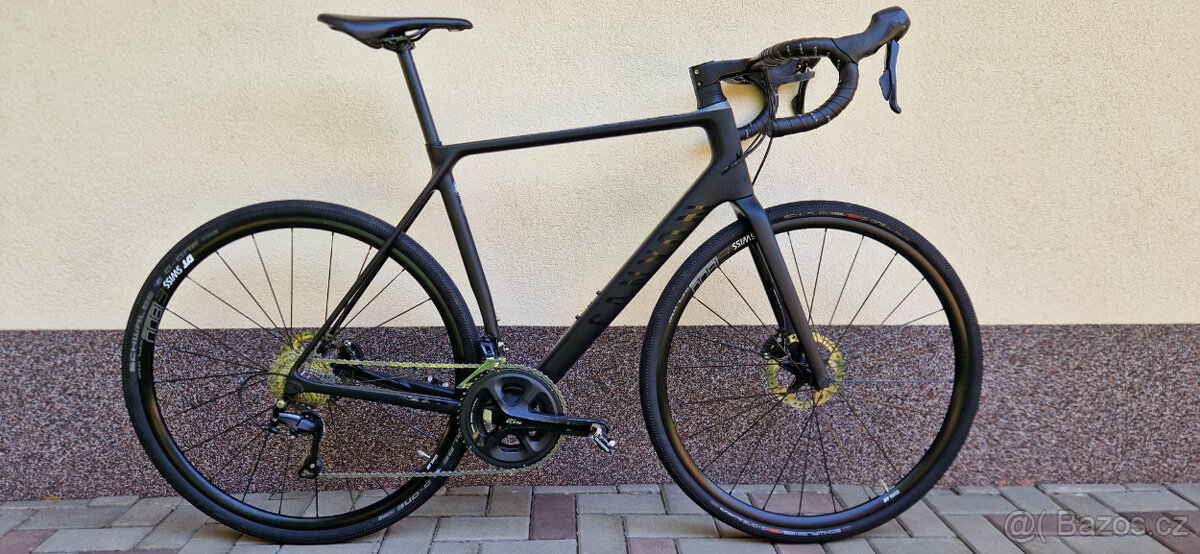 Prodám Canyon Endurace CF SL, vel. L pro výšku 184-192 cm