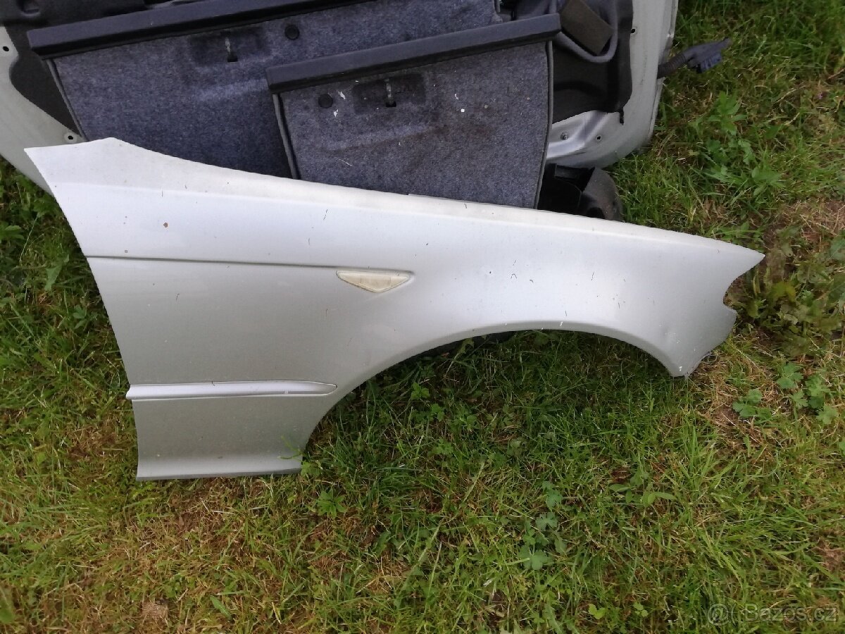 Blatník e46 coupe fl. pravý