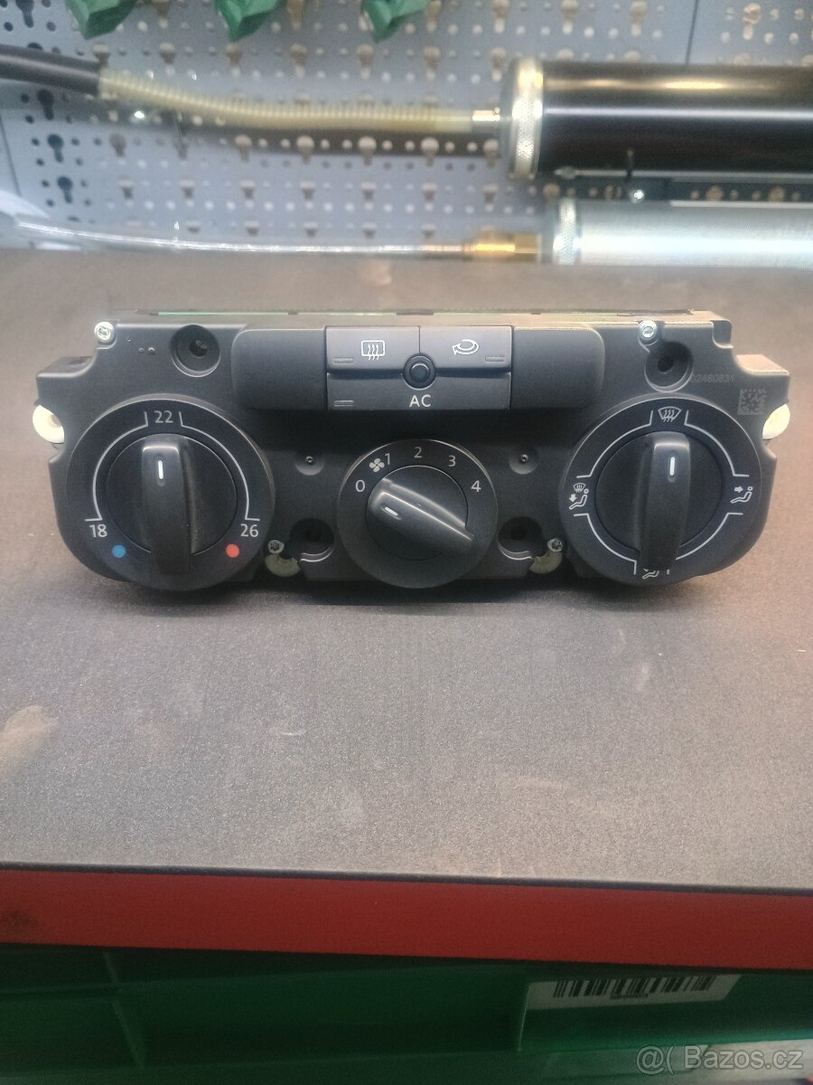 VW Touran panel topeni