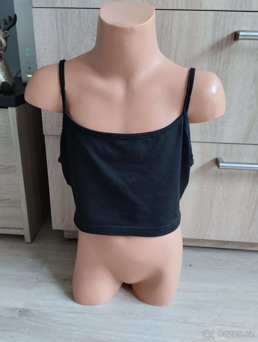 Dívčí černý crop top