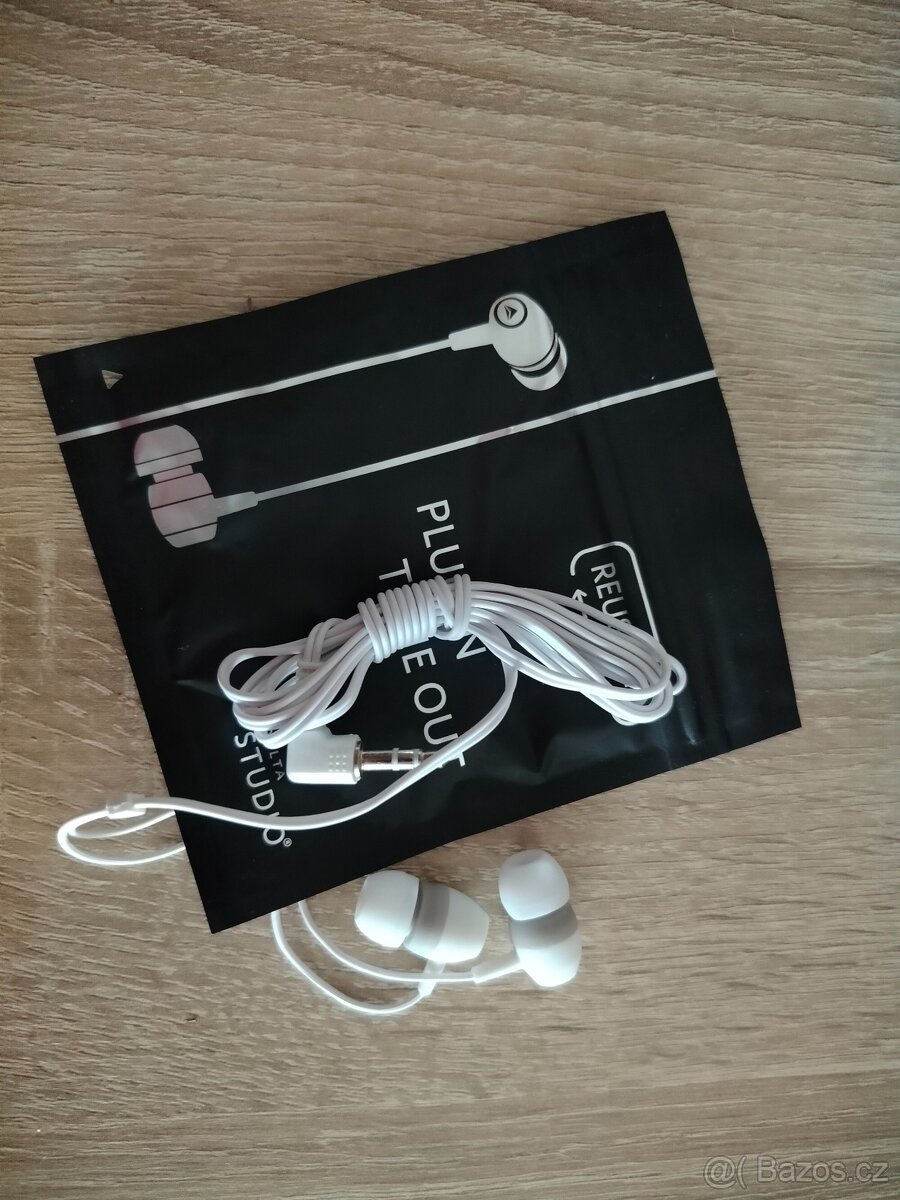 Sluchátka drátová NOVÁ