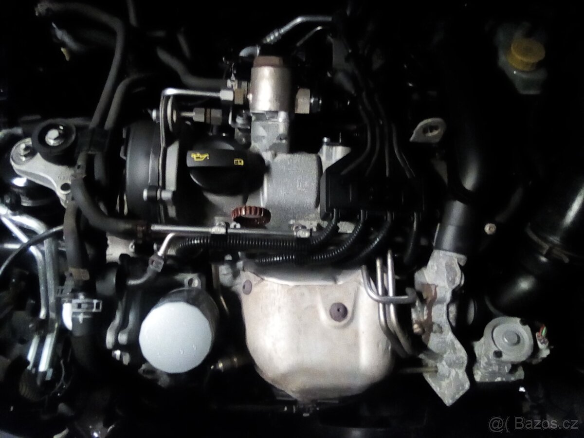 MOTOR KOMPLETNÍ 1.2TSI 63KW KOD : CBZA PŘEVODOVKA MFX