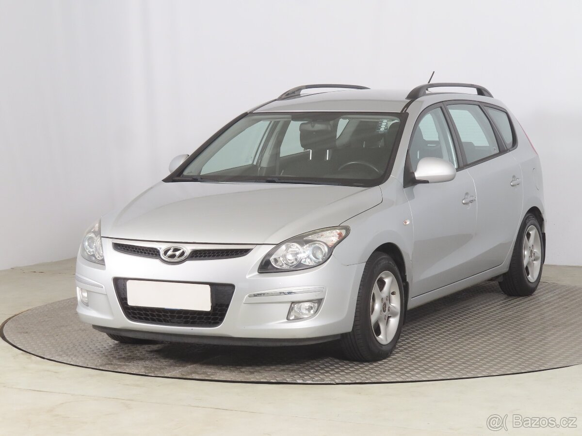 Hyundai i30 1.6 CRDi Combi, 2010, 66 kW, 172 378 km