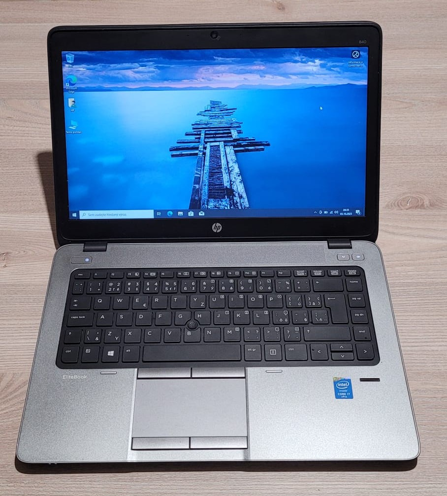 HP, i7-5600u 2/4x 3,20GHz, 16GB DDR3 , 256GB SSD, bat.3h