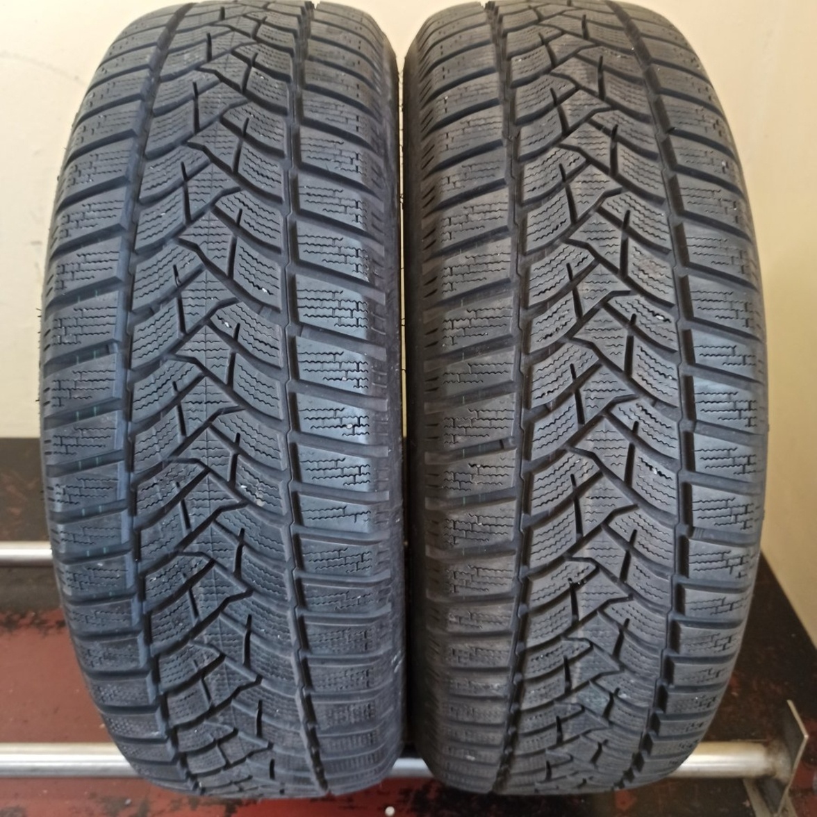 Dunlop Winter Sport 5 215/65 R16 98H 7mm