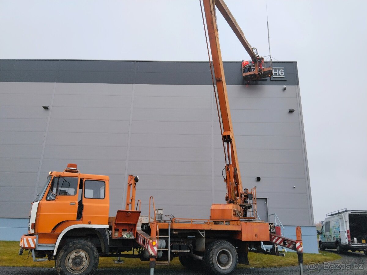 LIAZ 110 mp 22 plošina