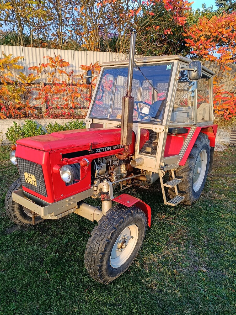 Zetor 6911