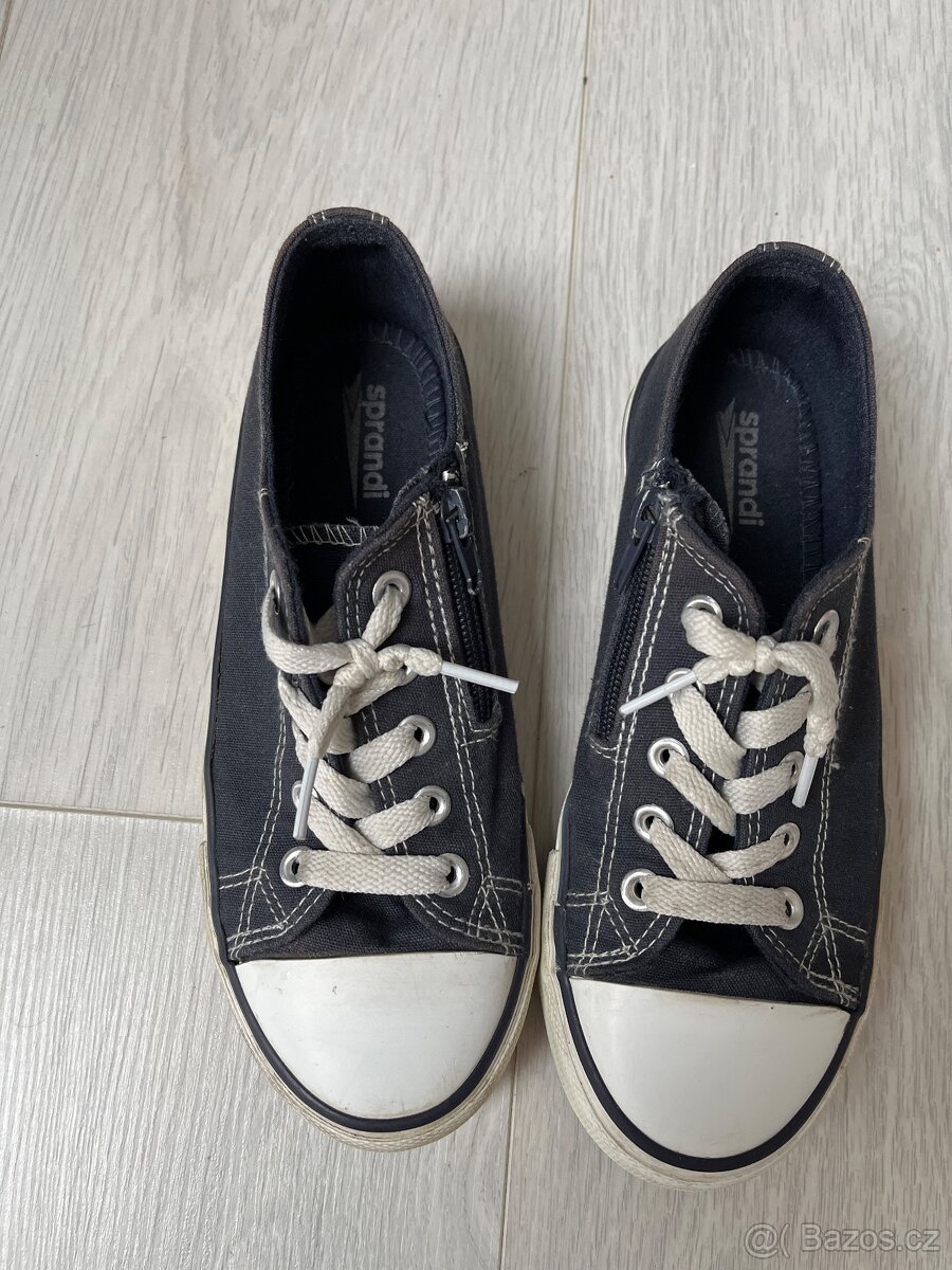 Platene tenisky / kecky Sprandi, vel. 33