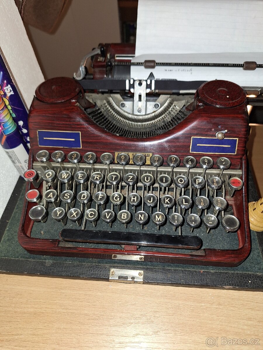 Psací stroj