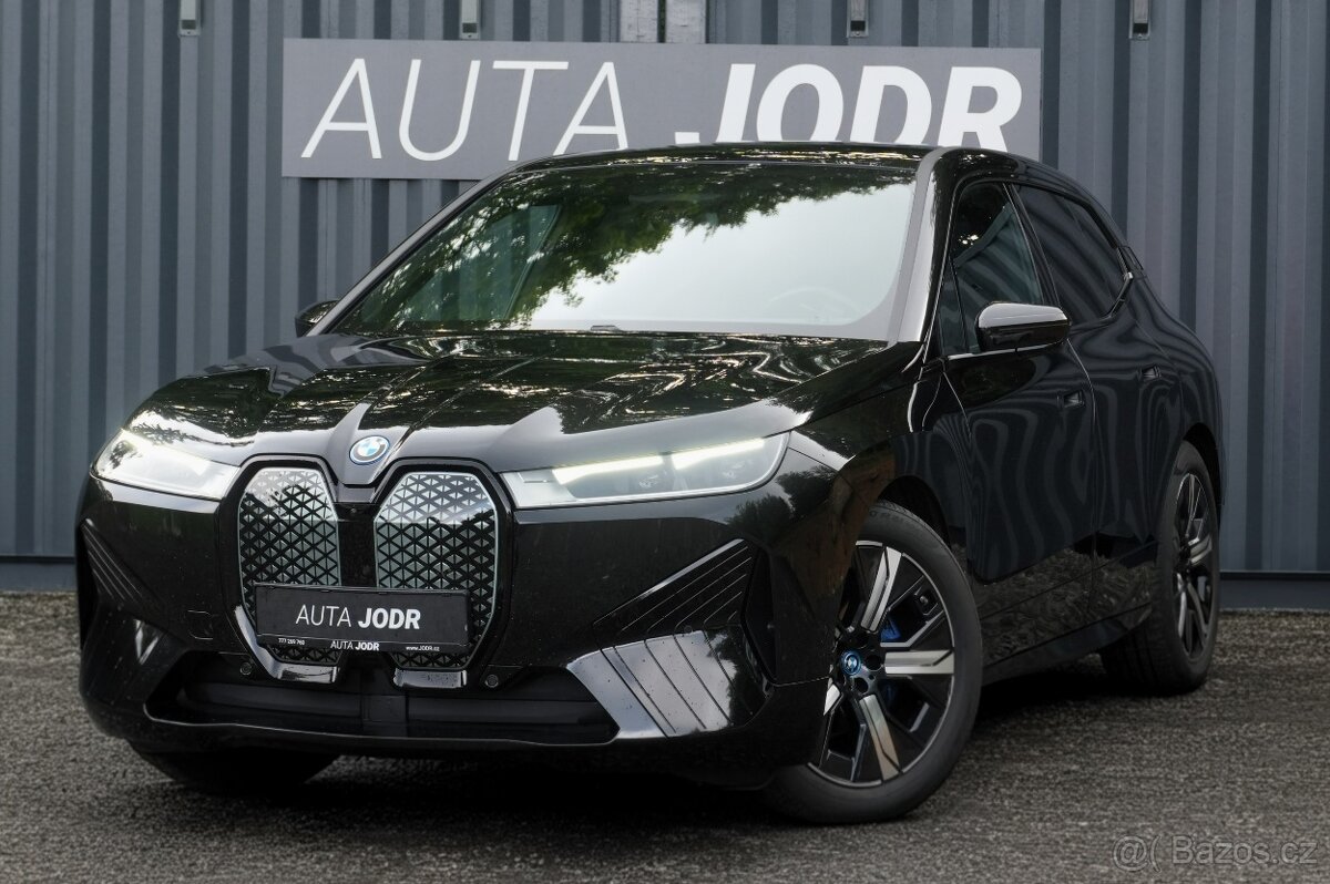 BMW IX xDrive 50 385 kW, Panorama, Tažné, Záruka, SoH 97.5%