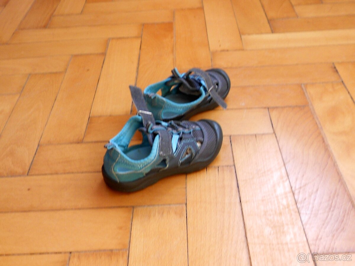 Chlap. letní boty zn. OSHKOSH, vel. č. 28