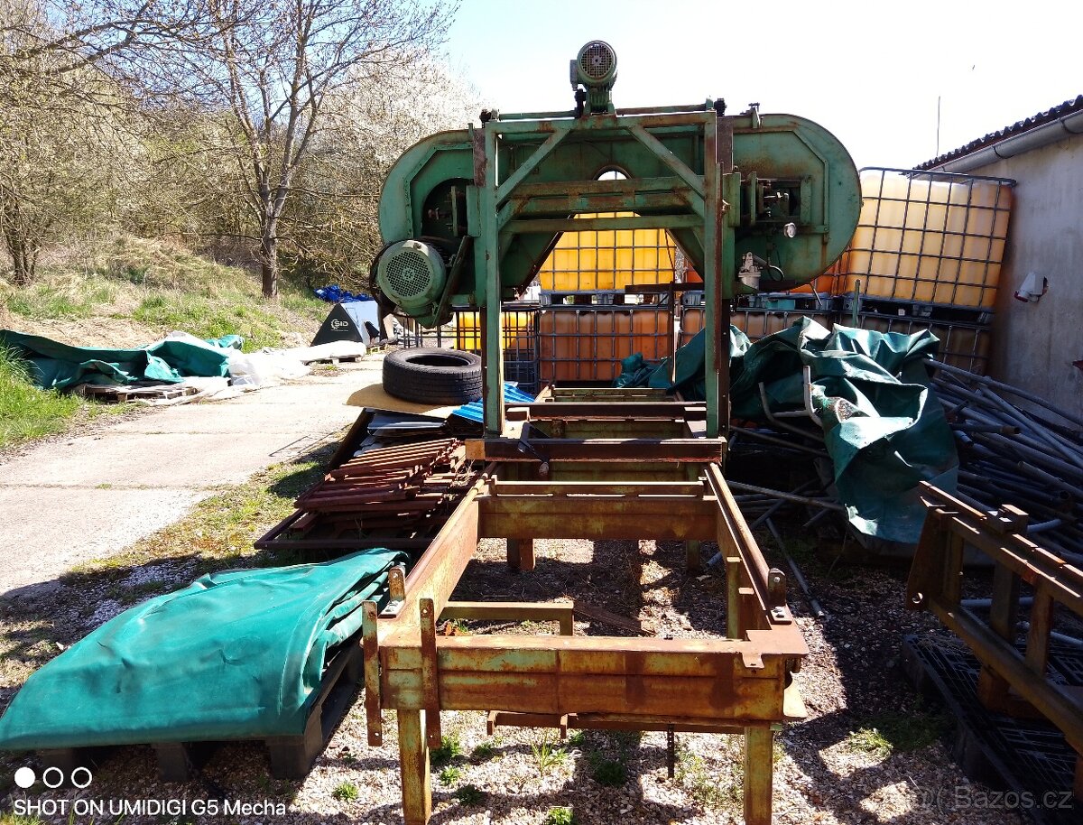 Kmenová pásová pila Lignotech