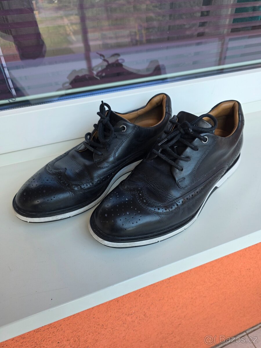 Hugo Boss - kožené boty