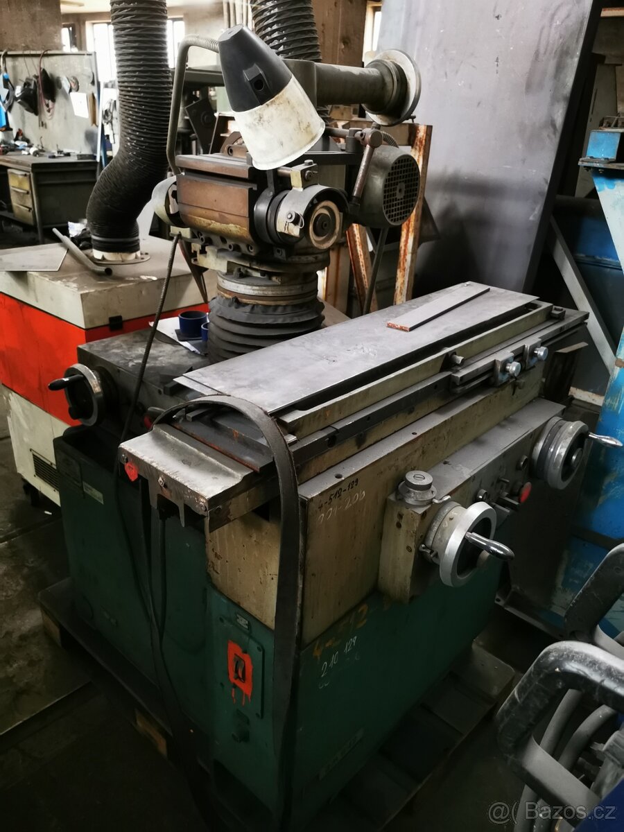 Nástrojová bruska Stanko 3 M 642 + příslušenství