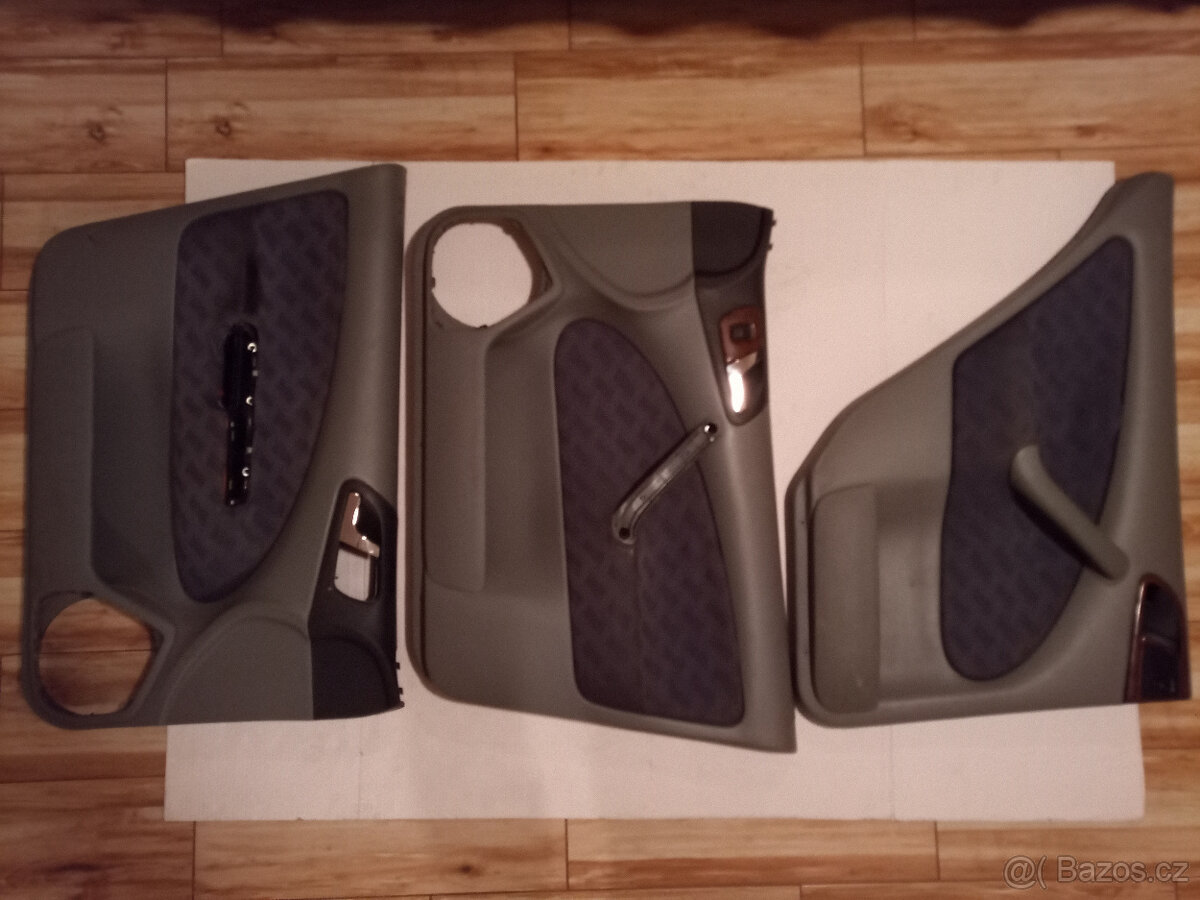 Bočnice dveří Octavia 1