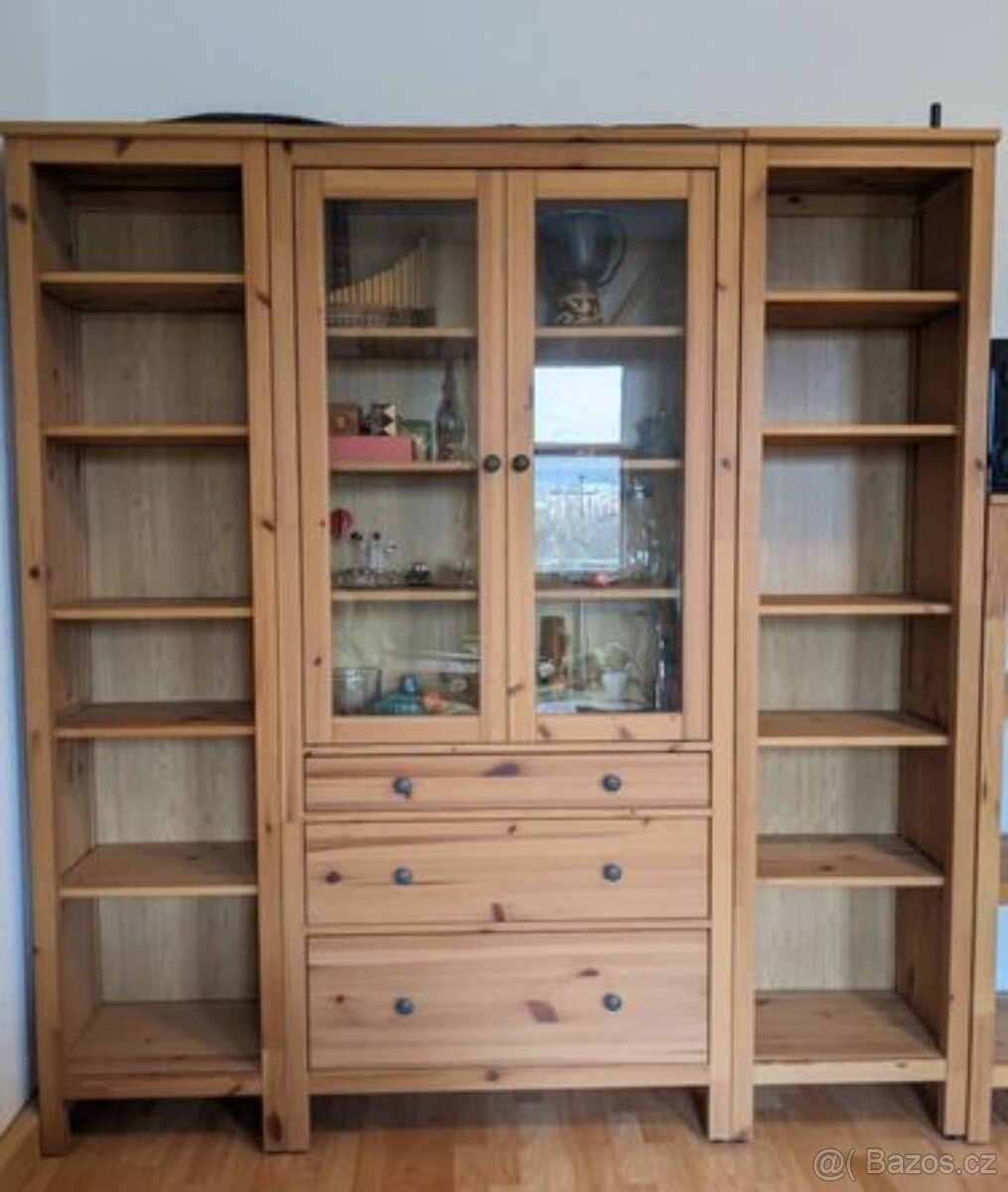 VITRÍNA IKEA HEMNES
