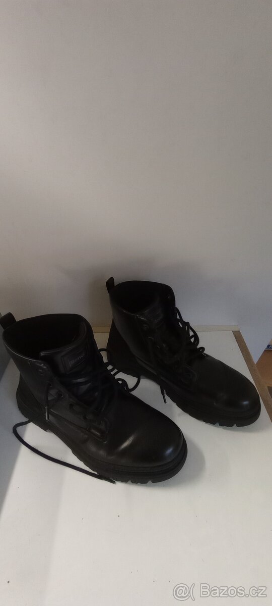 Zimní pánská boty velikost 43