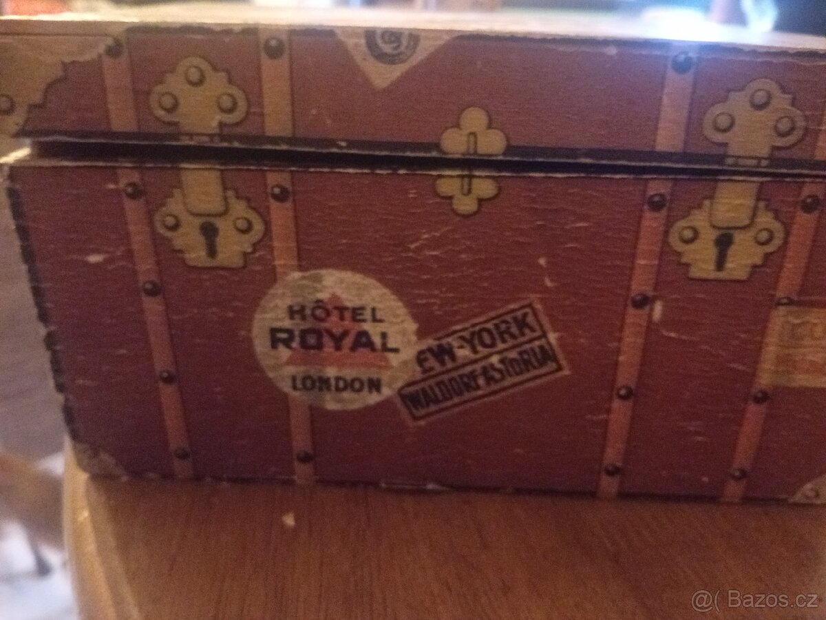 Dřevěná krabička