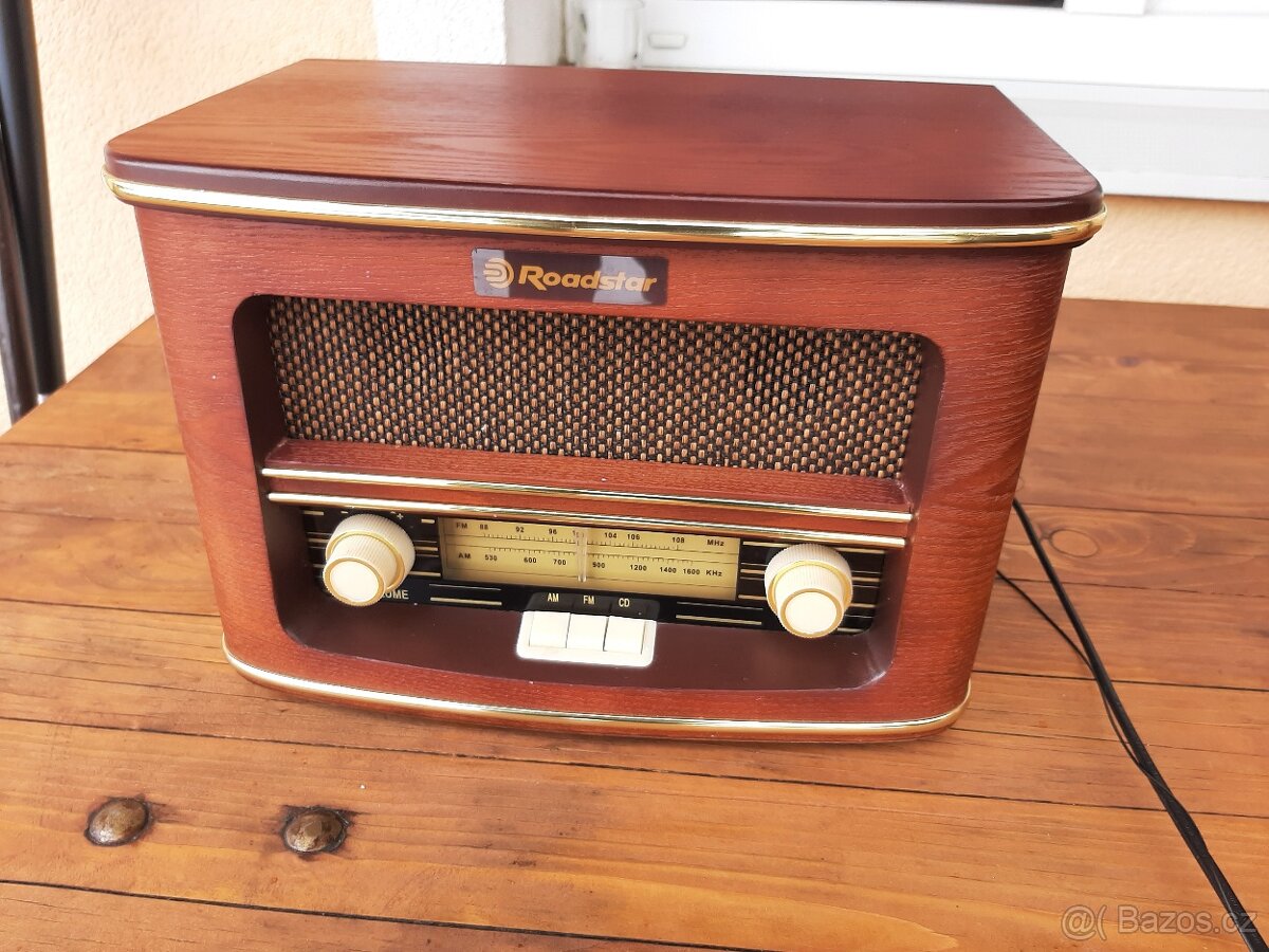 Retro rádio s CD