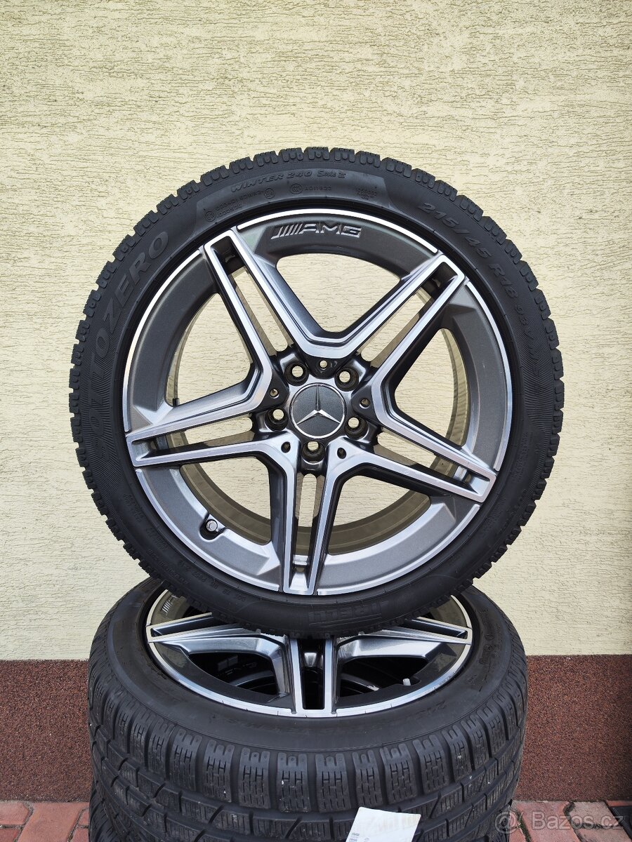 Originál ALU kola MERCEDES A35 AMG 18" s pneu PIRELLI