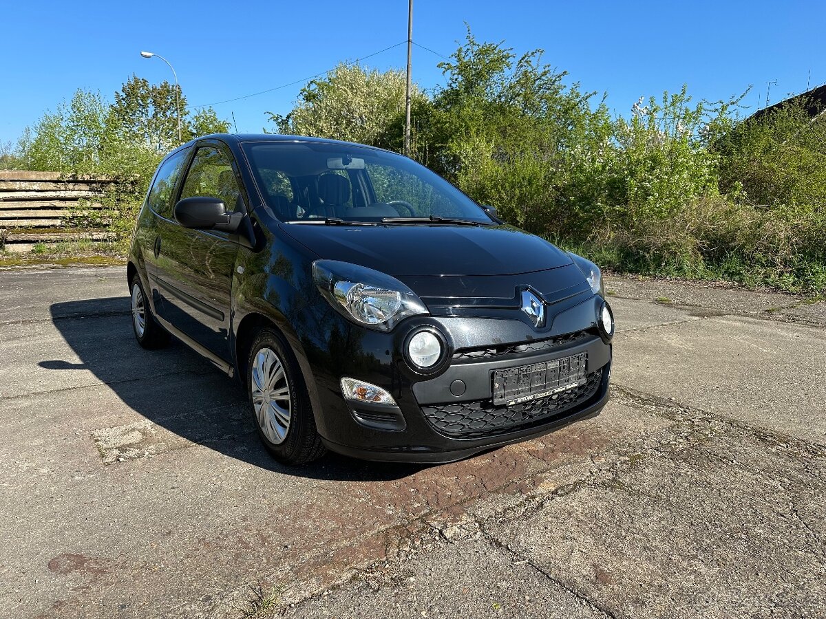 Renault Twingo 1,2i 55kw výbava Excllusive 94000km