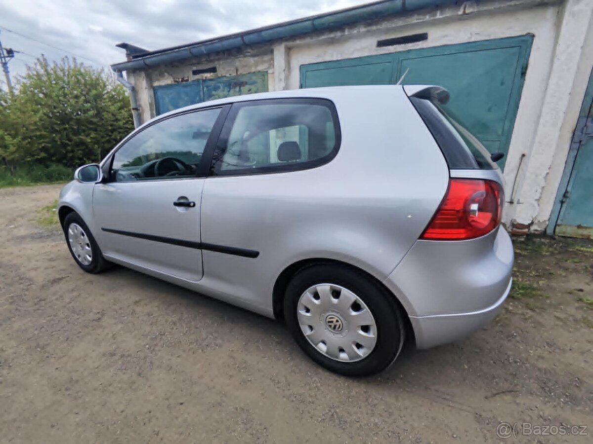 Volkswagen Golf V 1.9TDI 77kw- udržovaný,pěkný nová STK