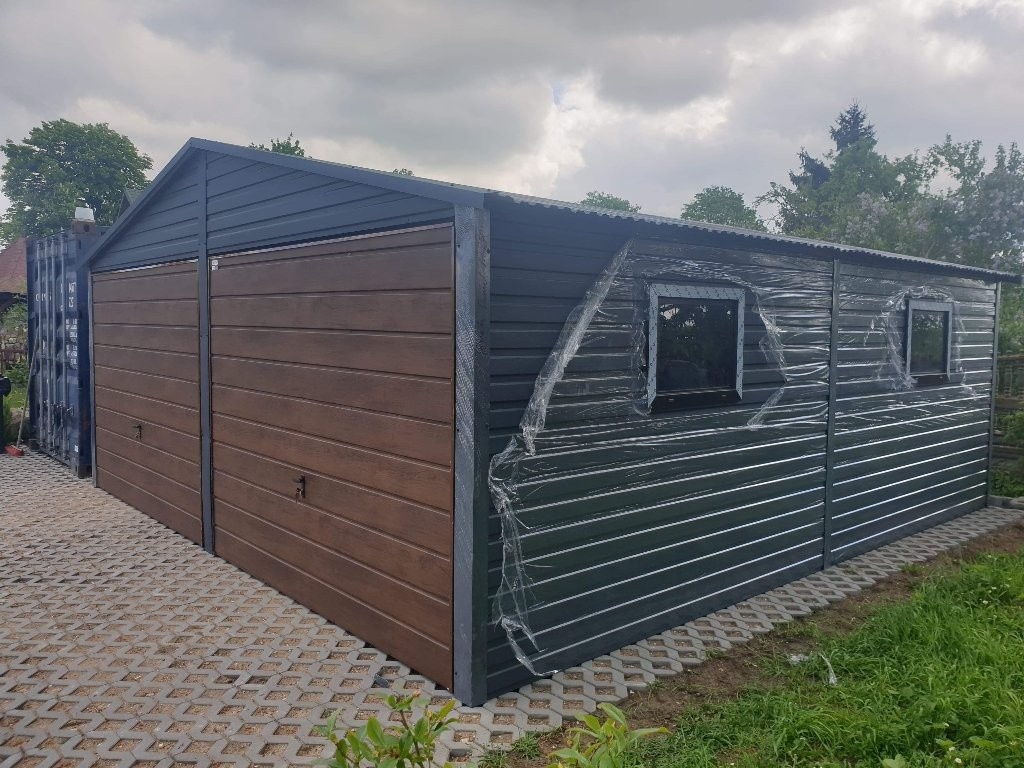 Plechová garáž 6x5 se sedlovou střechou