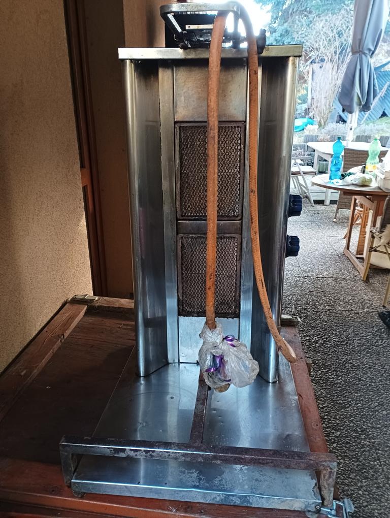 GRIL NA KEBAB/GYROS