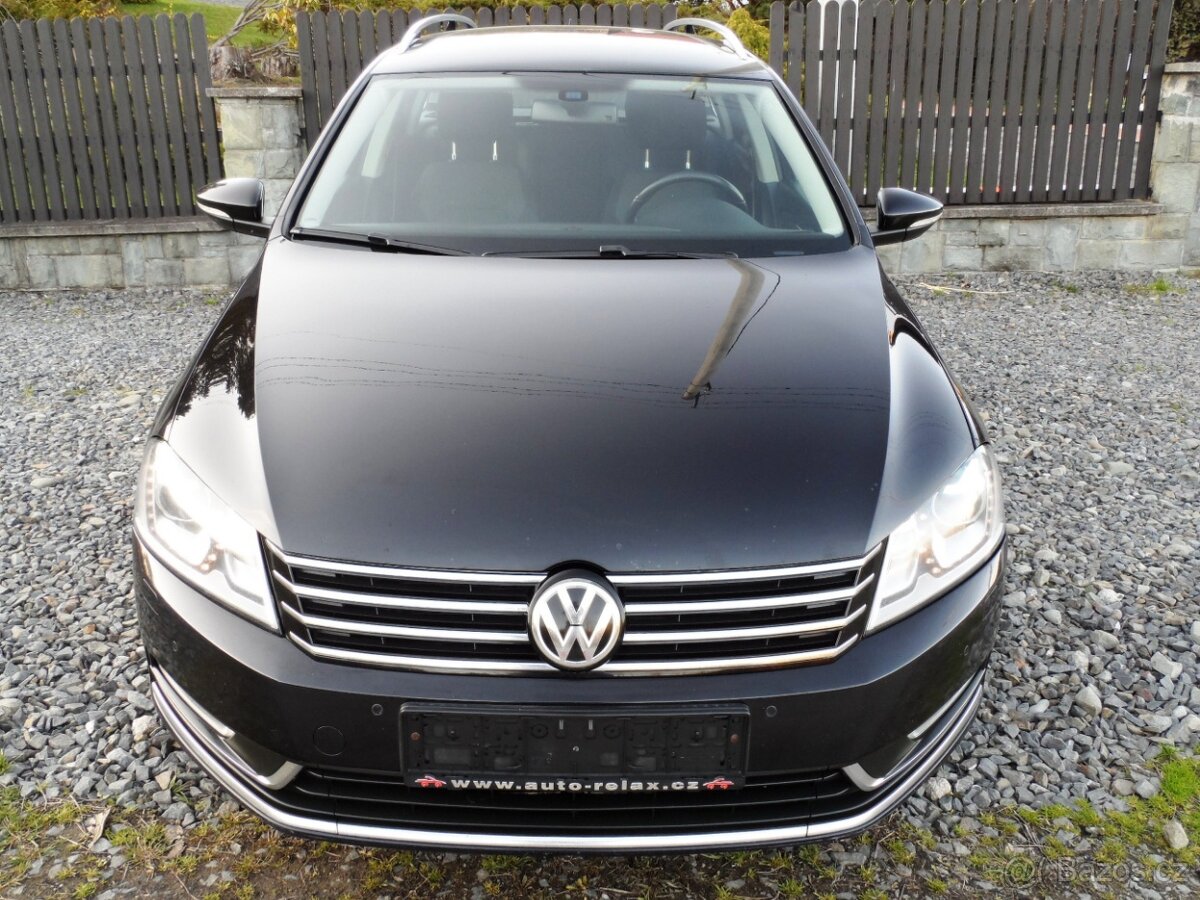 VW Passat 2.0 TDI 130 KW,Xenon,Navi.R.V.07/2014 Zachovalé