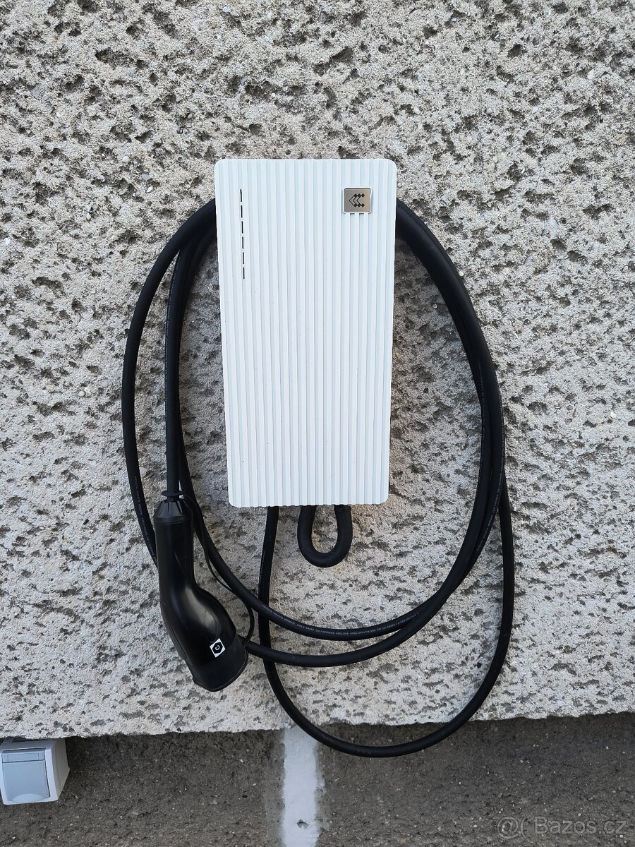 Chytrá domácí nabíječka (wallbox) 11 kW