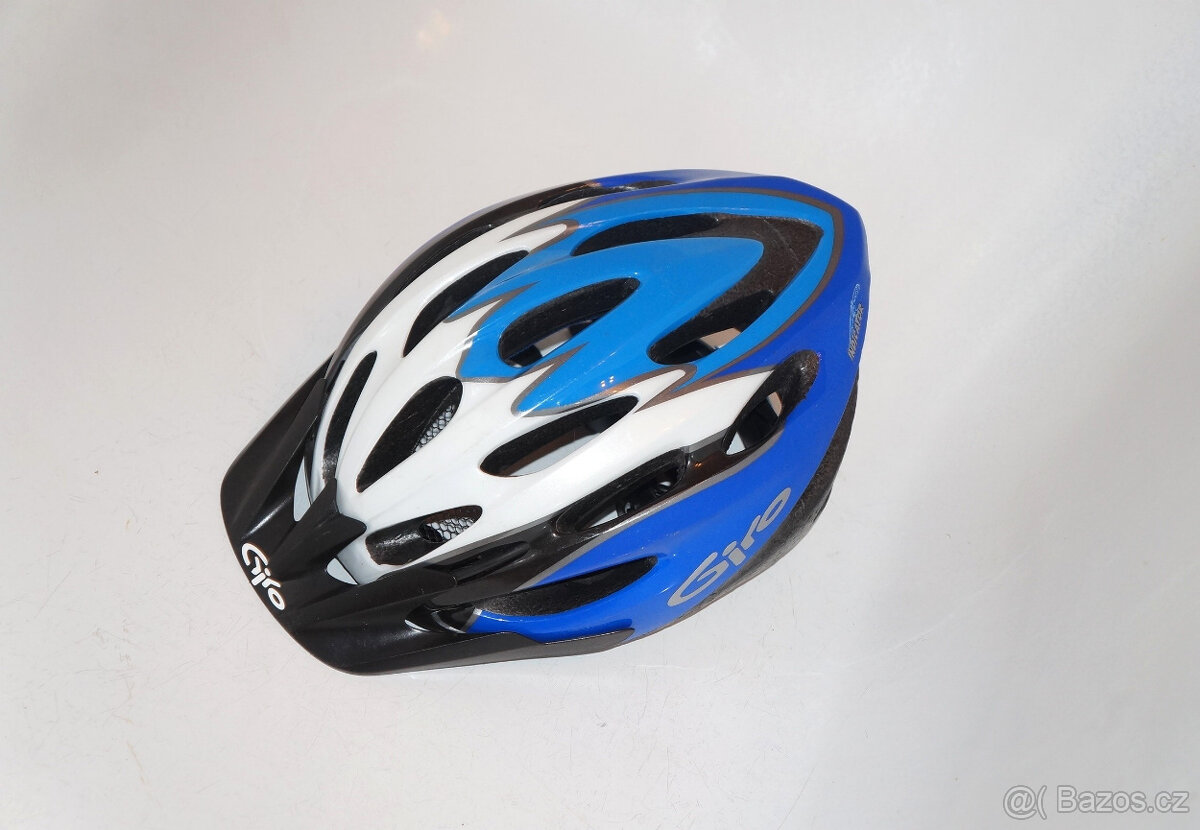 Dospělá cyklistická helma M/L přilba na kolo Giro M/L 54-61.