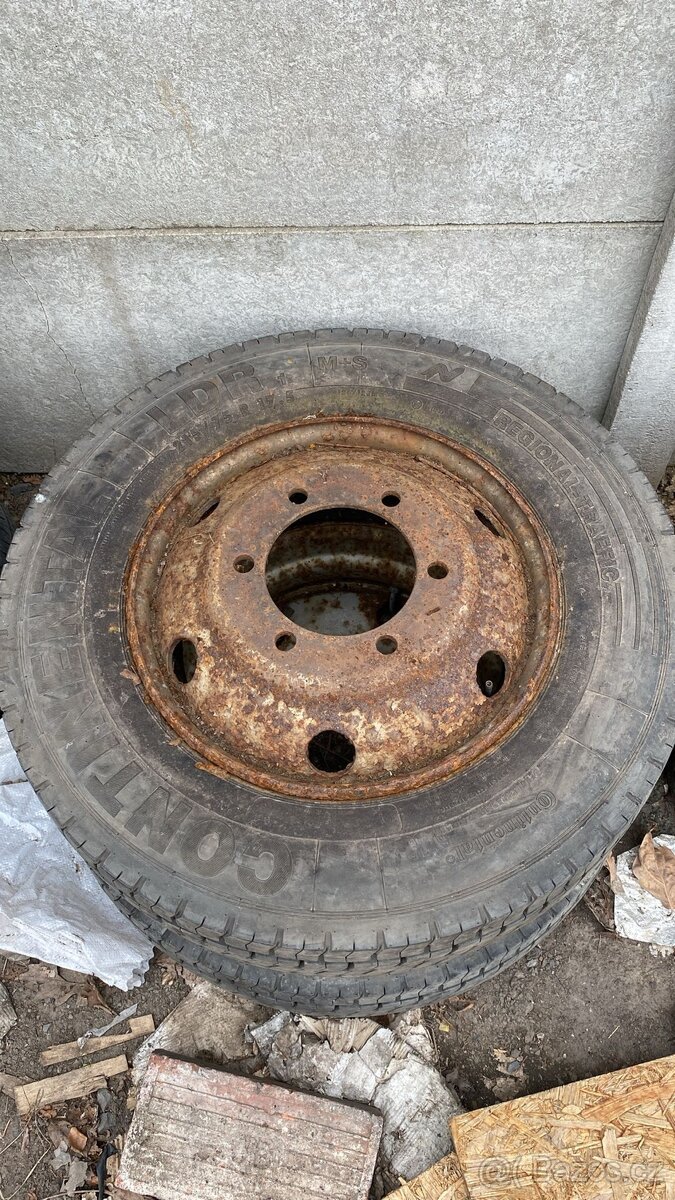 215/75/17.5 m+s continental 2 ks
