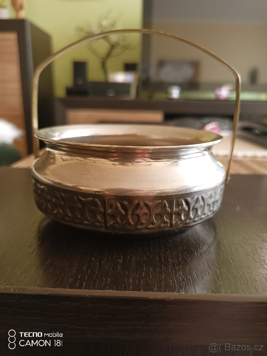 Krásná retro vintage kovová dóza Melchior,SSSR