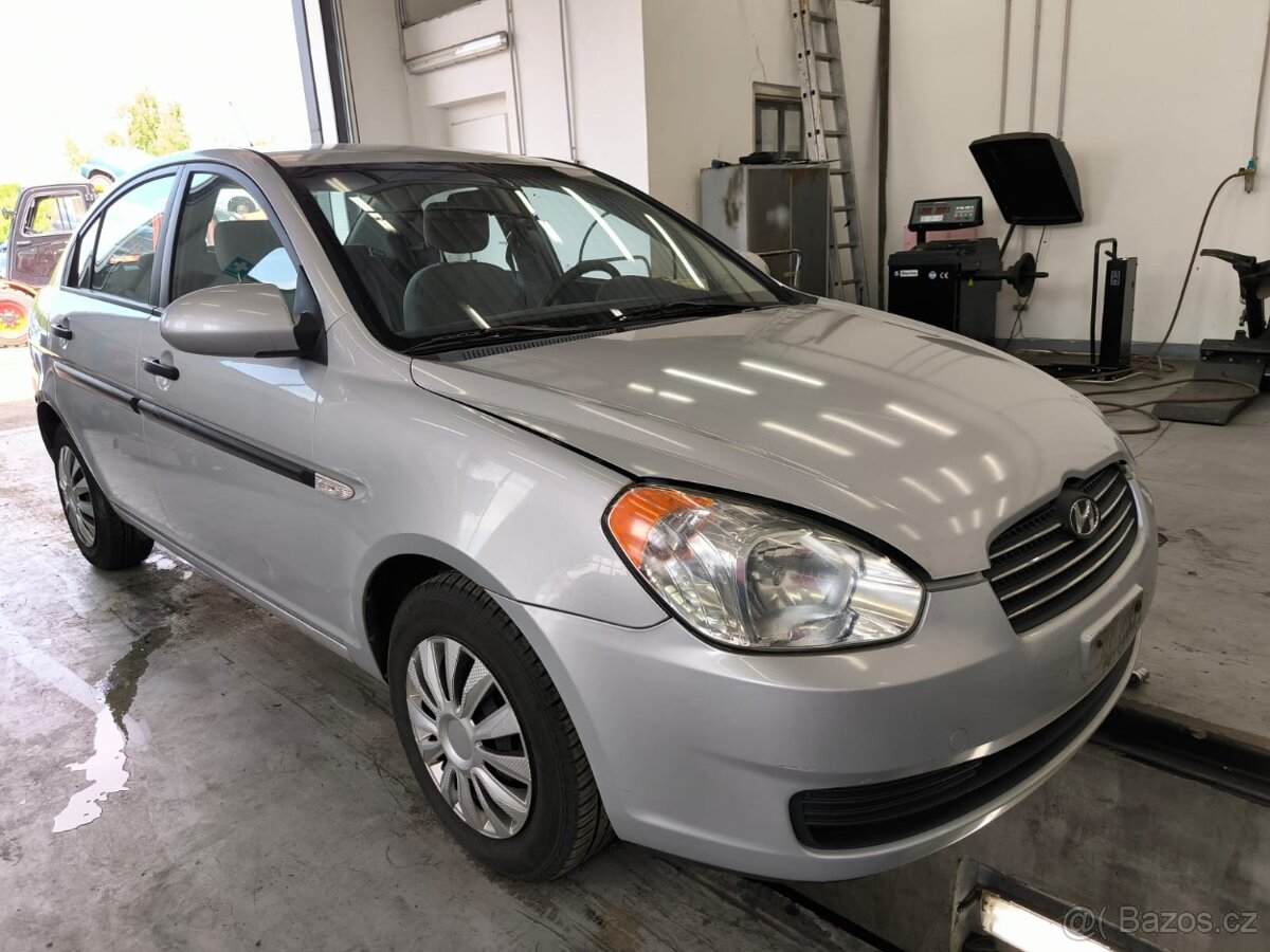 Hyundai Accent III 1.4.i r.v.2007 G4EE 71kw(4634)