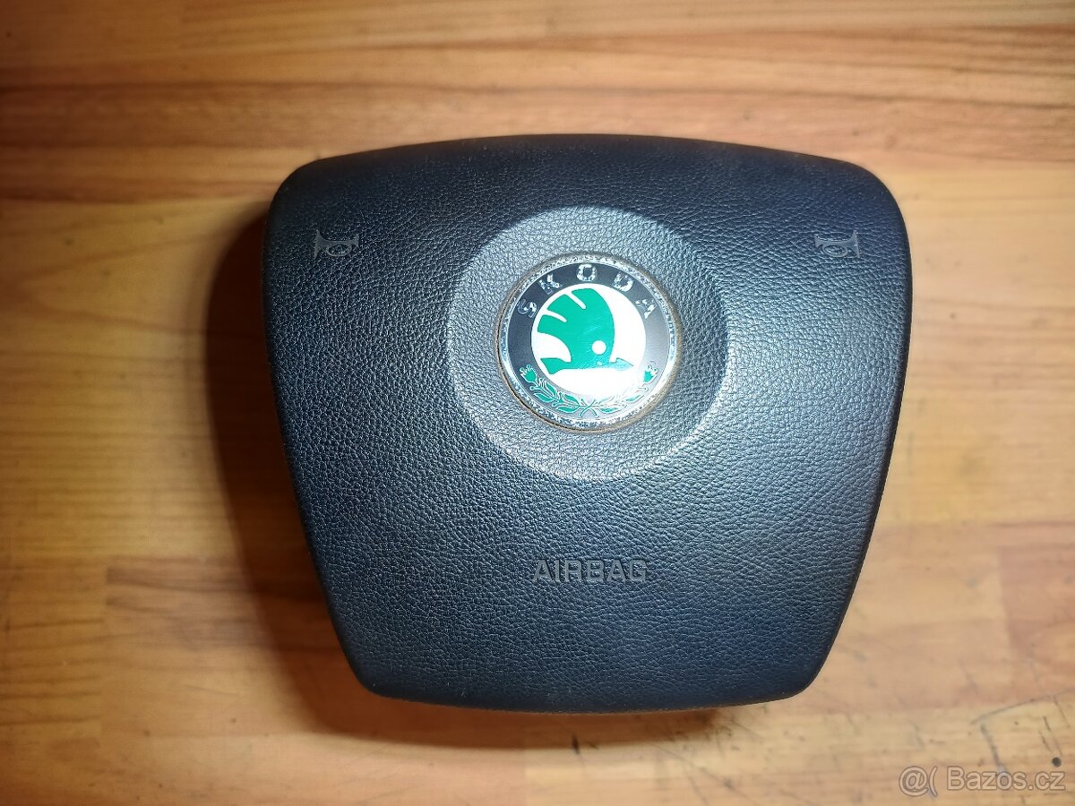Škoda Octavia II - airbag
