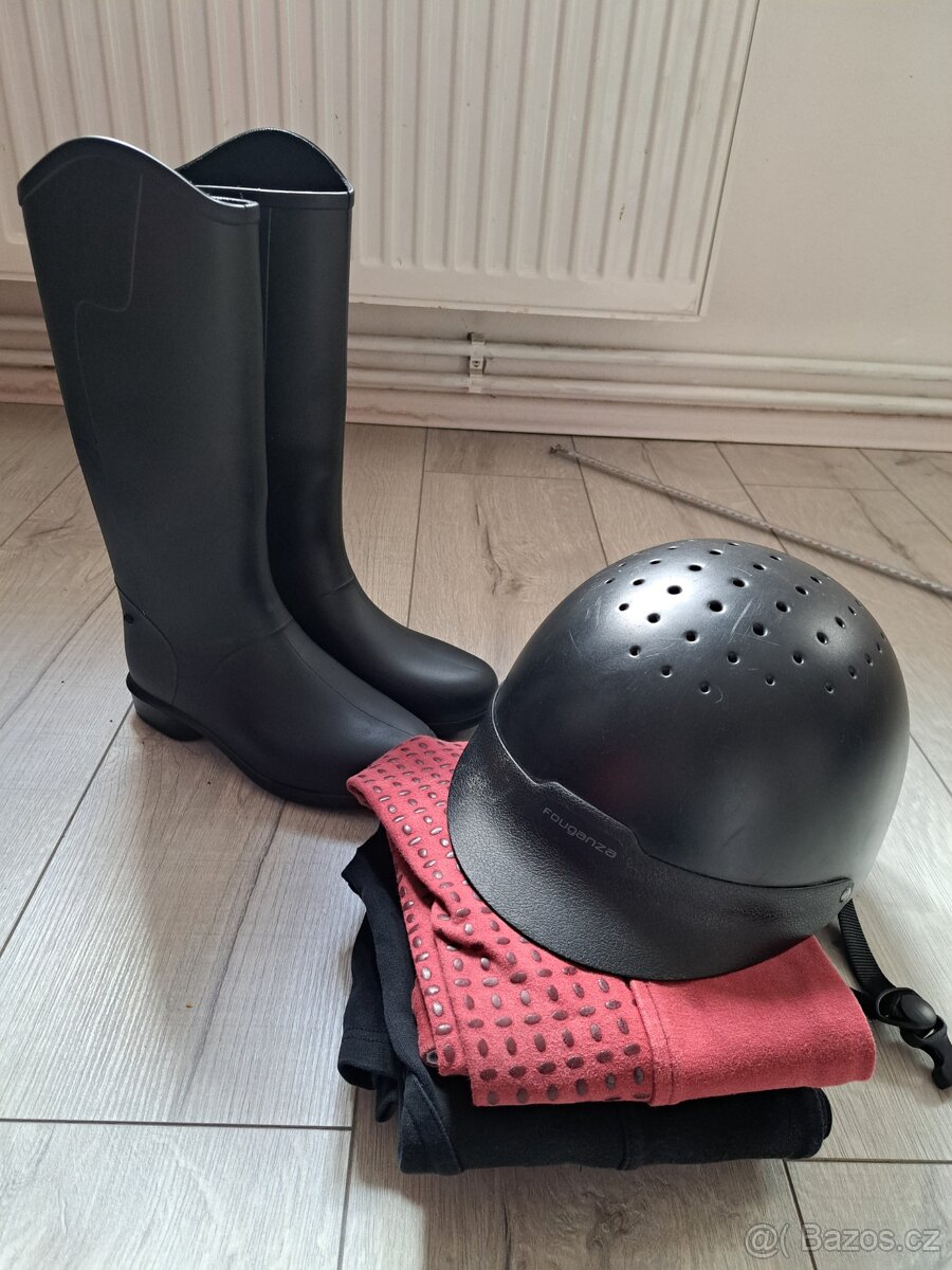 Jezdecké potřeby- přilba, boty, kalhoty