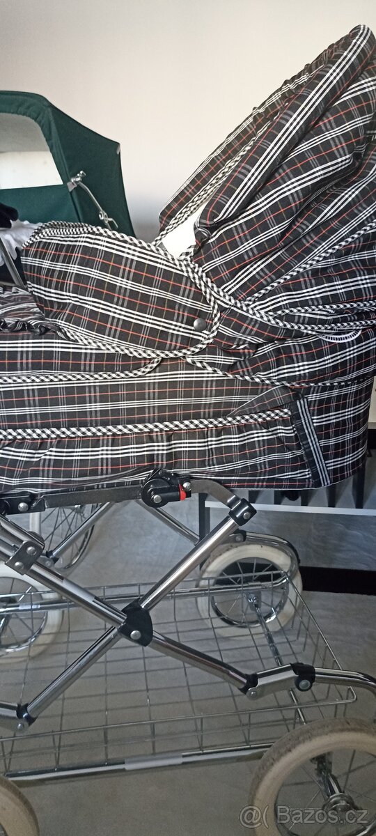 Retro kočárek